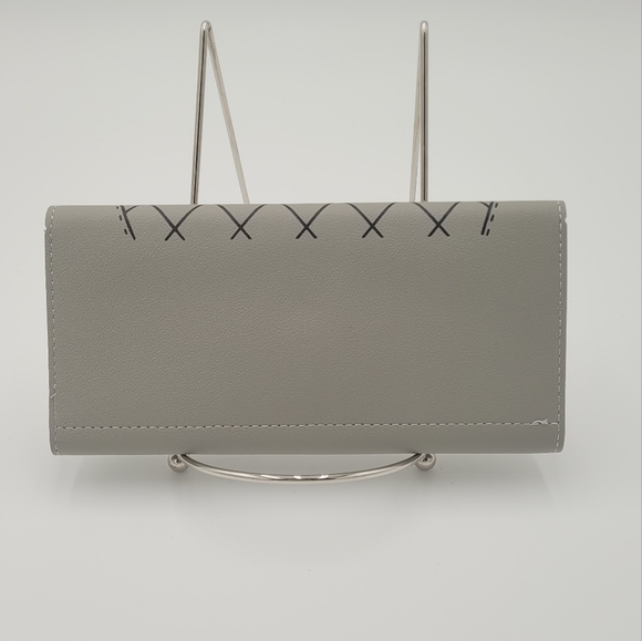 Womens foldover Leather Wallet - Picture 3 of 3